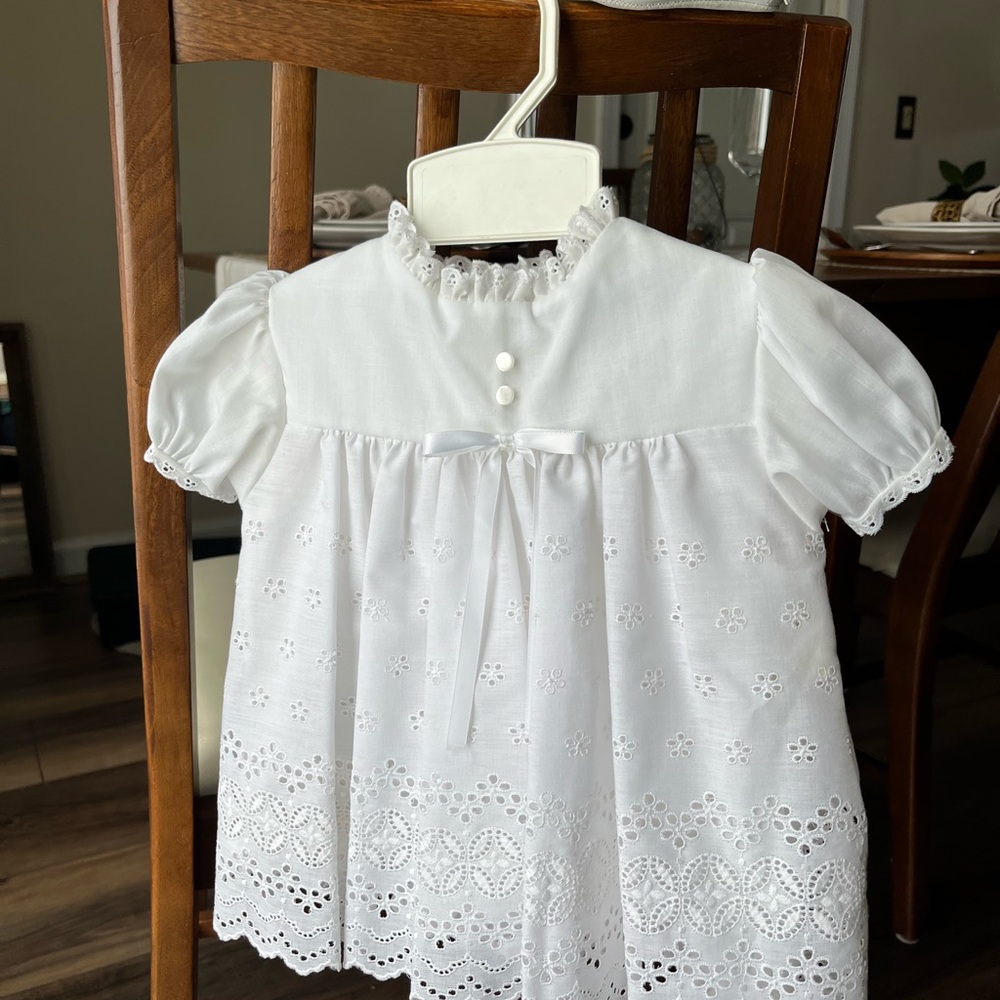 Vintage Baptism 12 month dress, white eyelet, plus shoes size 2! Worn once.